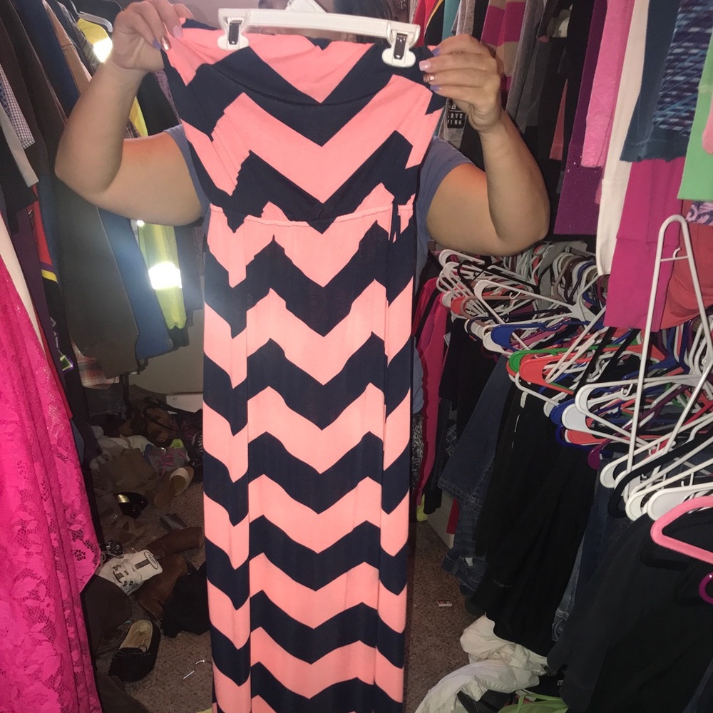 Strap less dress